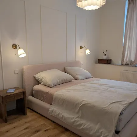 Appartement Chic French - Walk To Parks & Cafes