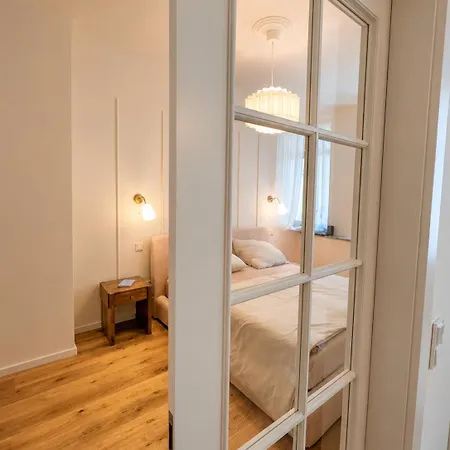 Apartment Chic French - Walk To Parks & Cafes *