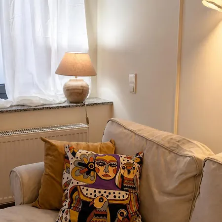 Apartment Chic French - Walk To Parks & Cafes